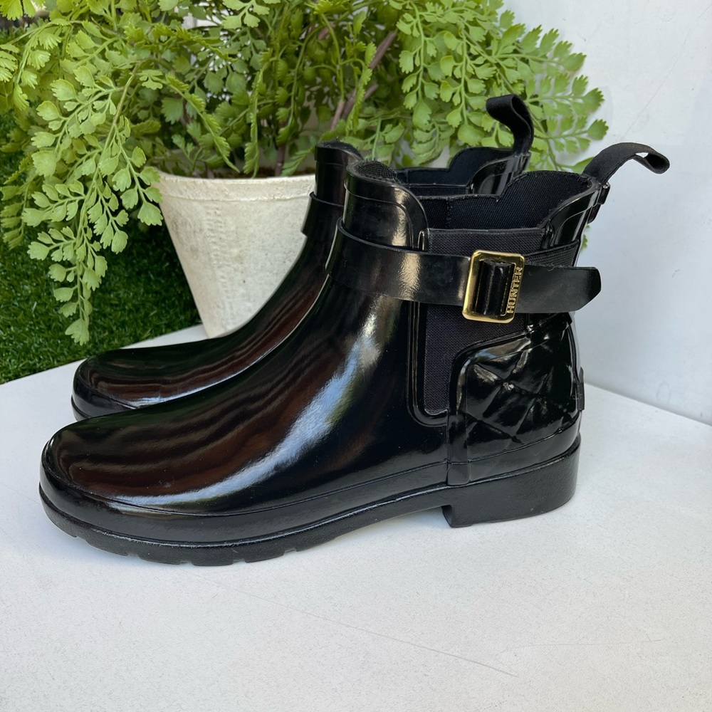 Hunter Black Gloss Chelsea Rain Boots